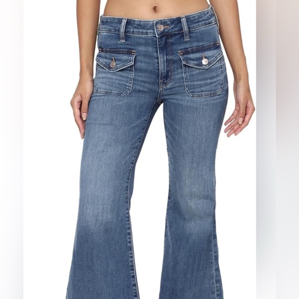 American Eagle festival flair